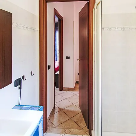 Dolce By Interhome לואינו
