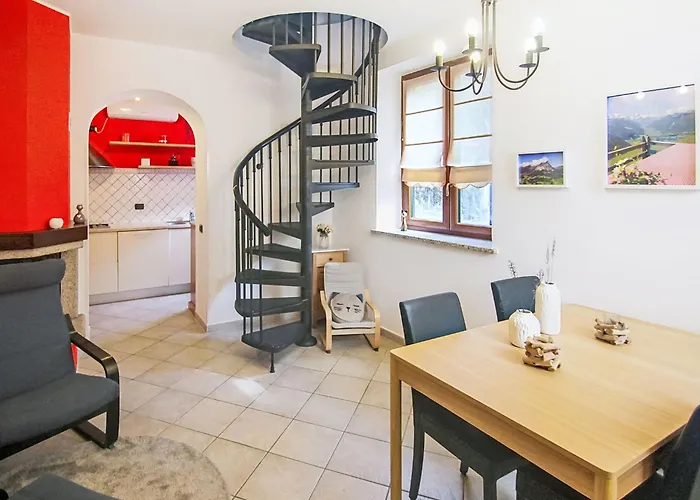 Feriehus Dolce By Interhome Luino